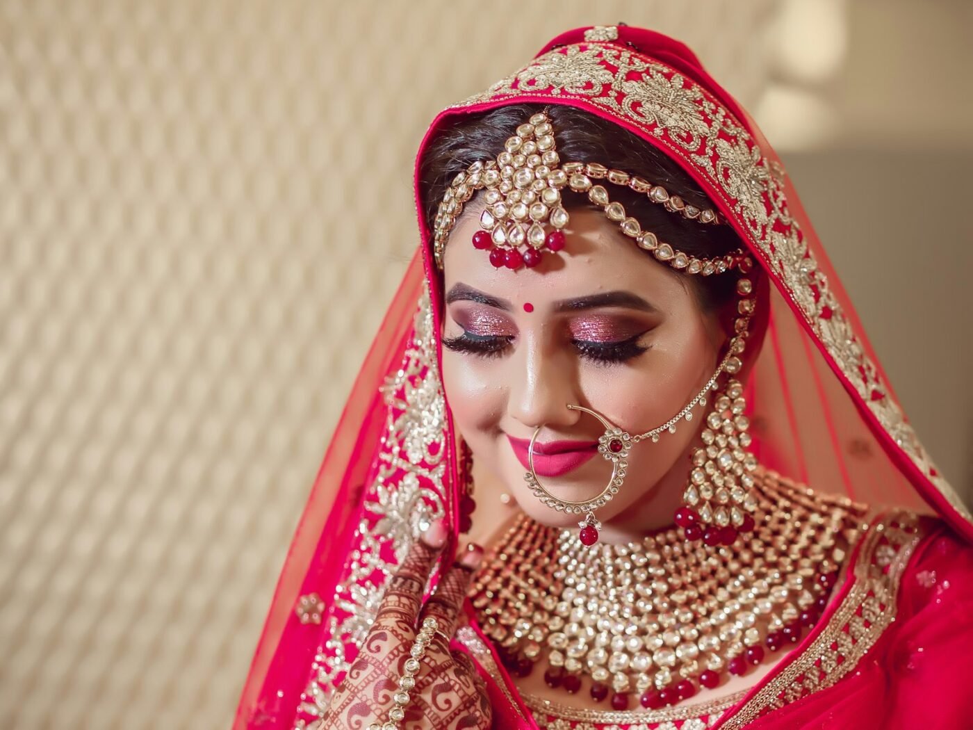 Pre-Wedding Skin Plan: A 3-Month Timeline for Brides and Grooms in Mumbai